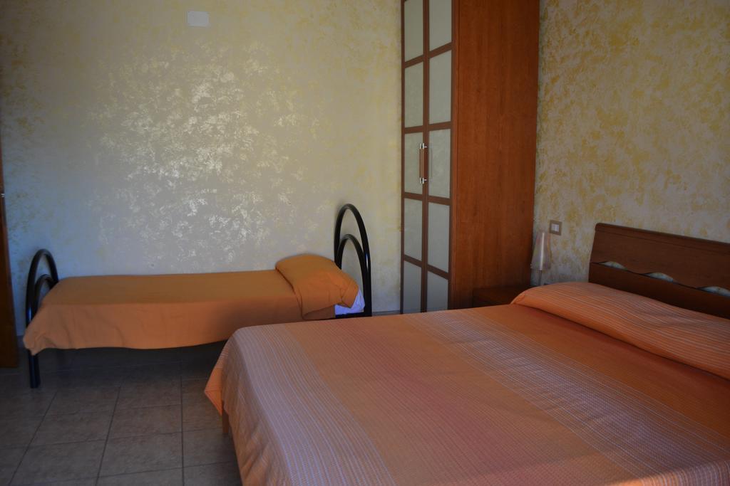 Sa Marina Bed & Breakfast La Caletta Exterior foto