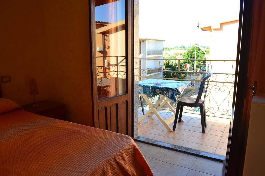 Sa Marina Bed & Breakfast La Caletta Exterior foto